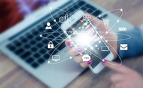 　　随着社会不断地发展，网站有很大的作用，企业通过网站能够带来经济收益和品牌知名度，因此也是现今众多中小企业发展中，最不可缺少的一个因素。但做网站建设还远远不够，有些问题也是需要注意到的。  　　1、內容基本规划  　　许多建网站公司对网站內容基本建设并不是高度重视，她们感觉按照建站流程制作应该不会出现什么问题。那样的想法和做法是不正确的，由于每一公司的特性和个性化是不一样的，不一样的网站在內容基本建设层面也存有挺大的不一样，假如千篇一律，不但浪费时间和资金，另外也会让公司后期的营销推广工作中毫无功能。  　　2、功能基本开发  　　网站功能优劣对客户体验度有很高的影响，因而要高度重视和有效整体规划，那样才可以提升企业官网的多功能性，满足客户需求要求，让公司的宣传策划和营销推广更上一层楼。功能基本建设不可或缺专业技术人员的专业技能，因此，在功能基本建设层面要谨慎。  　　3、网站基本结构  　　专业建站对网站结构的考虑到是十分重视。针对公司特别是针对大公司而言，网站结构的基本建设十分关键，搭建得好不但能将自身的信息内容利用率提高，另外也不能向用户转达大量的信息内容，让用户了解大量的內容，不利于企业形象宣传、营销推广和发展。因此，新建站时一定要考虑到好建网站结构，那样对今后营销推广更有益处。  　　企业做网站建设要注重哪些？上述就是相关的介绍，如今要想做一个受用户喜爱的网站，那么就好确保网站内容，布局及用户体验等因素都要满足用户搜索需求，否则就网站就会没有流量，这样做网站建设就毫无意义。